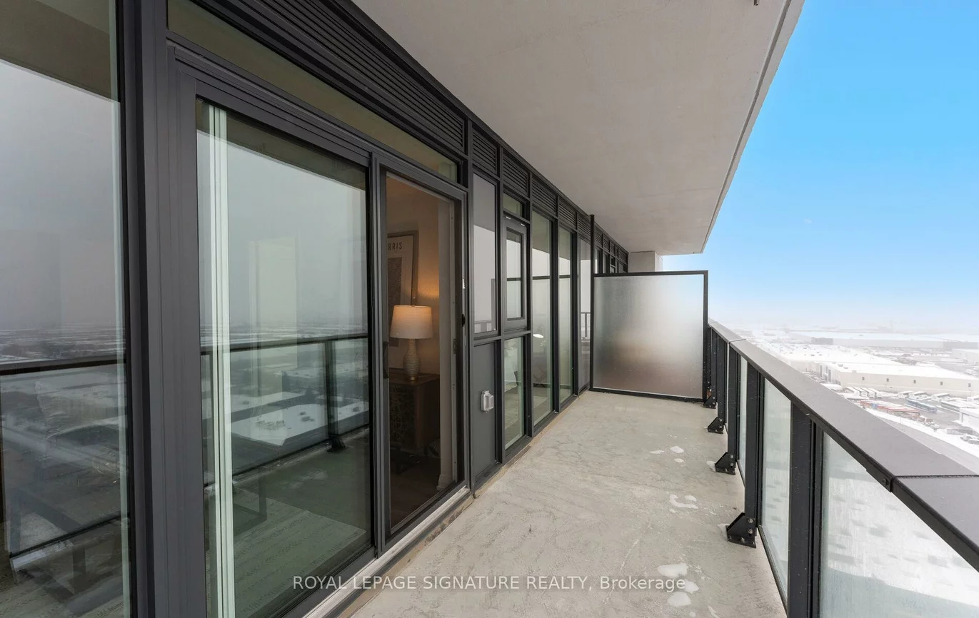 8960, Jane, Vellore Village, Vaughan