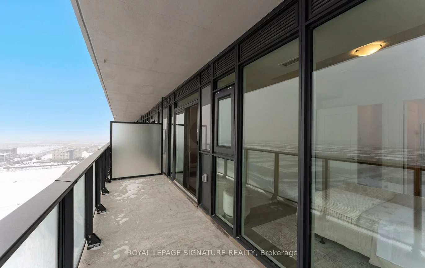 8960, Jane, Vellore Village, Vaughan