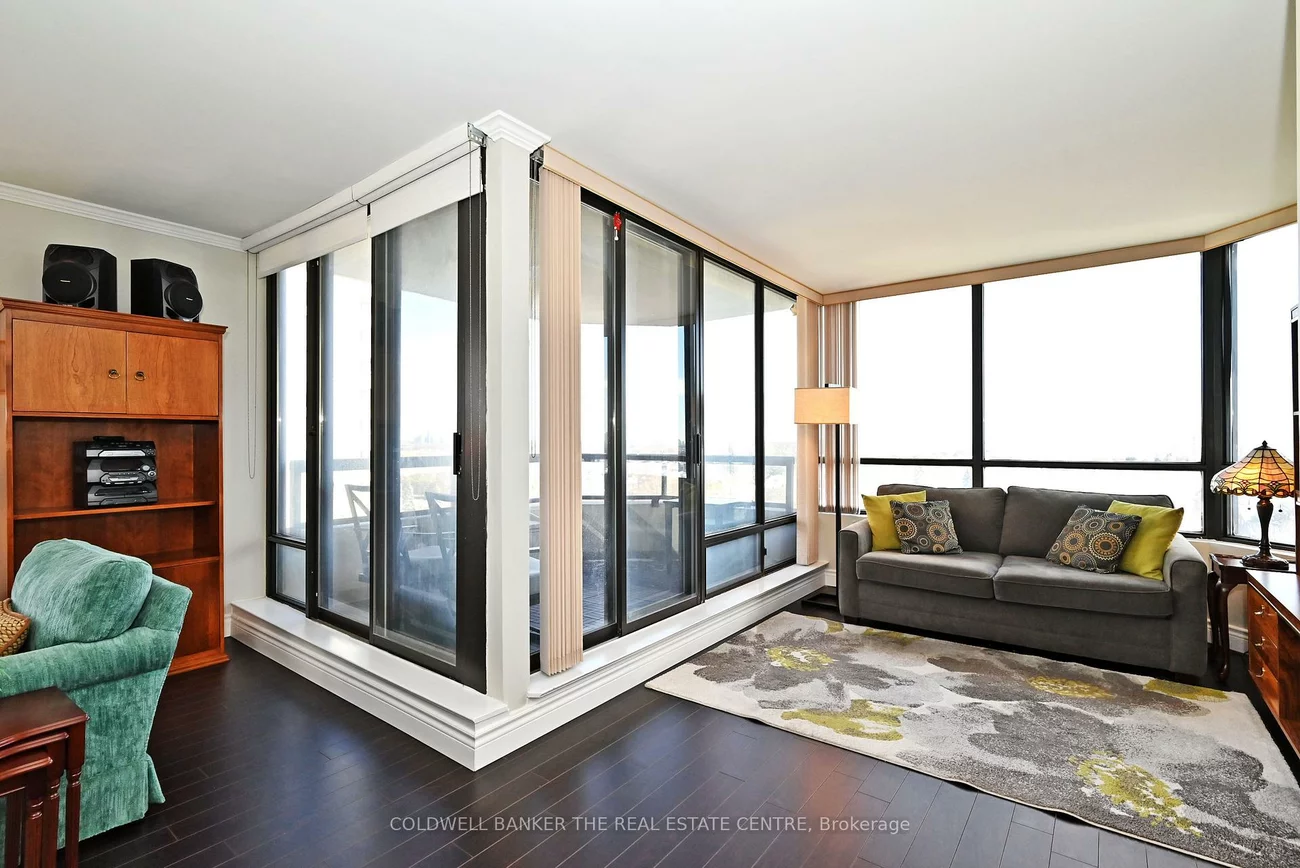 7440, Bathurst, Brownridge, Vaughan