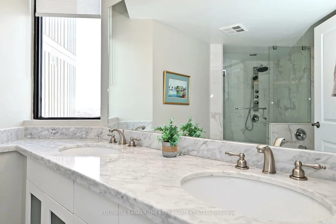 7440, Bathurst, Brownridge, Vaughan