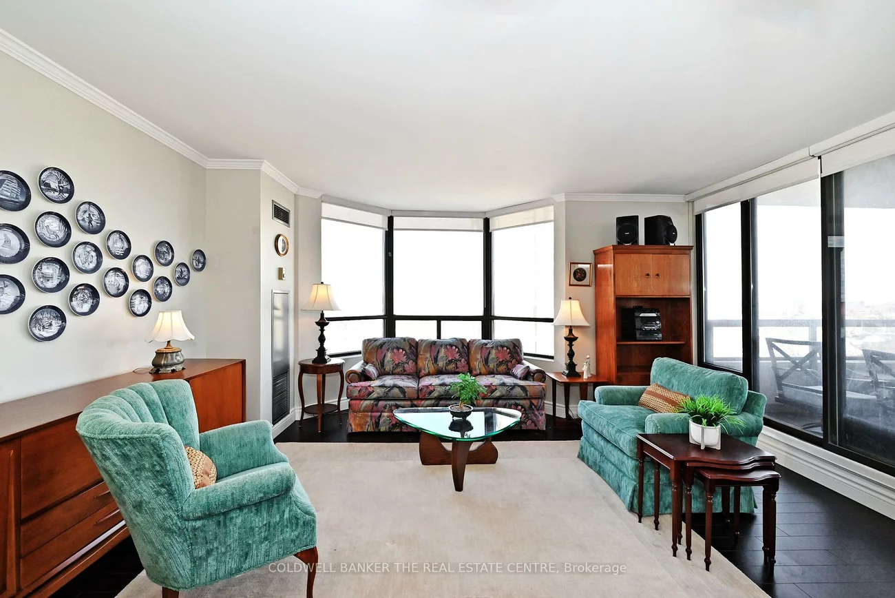 7440, Bathurst, Brownridge, Vaughan