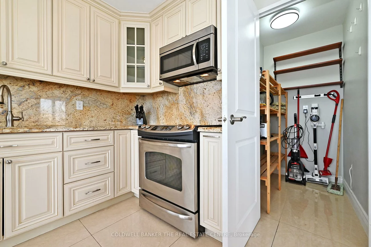 7440, Bathurst, Brownridge, Vaughan