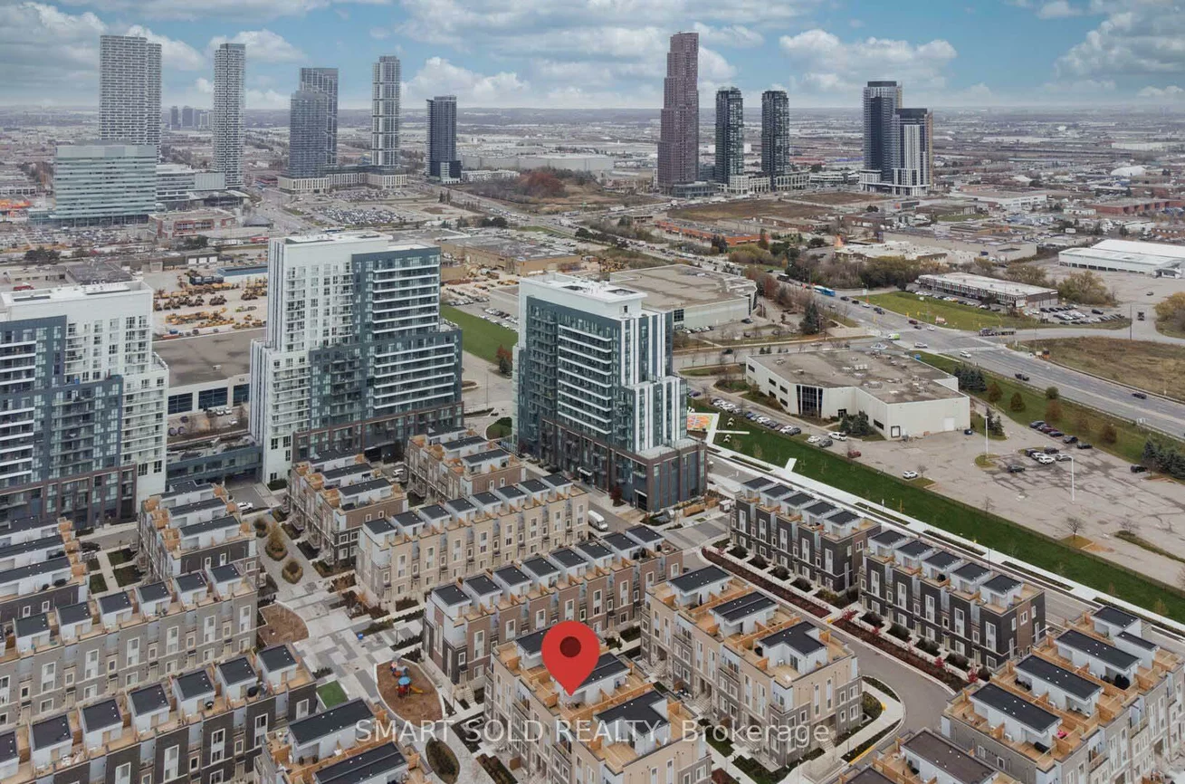 121, Honeycrisp, Vaughan Corporate Centre, Vaughan