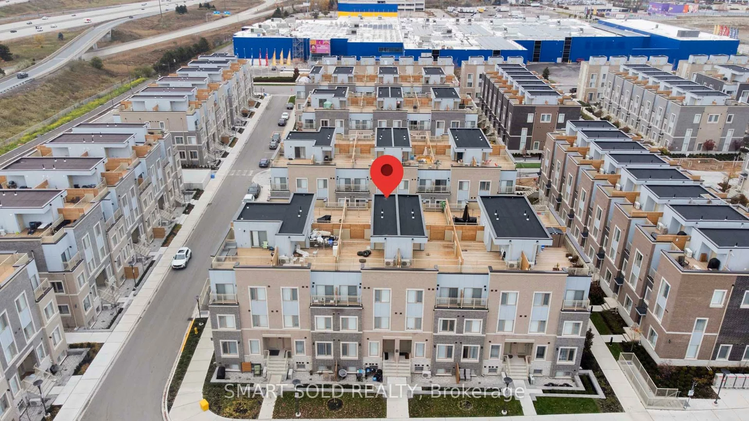 121, Honeycrisp, Vaughan Corporate Centre, Vaughan