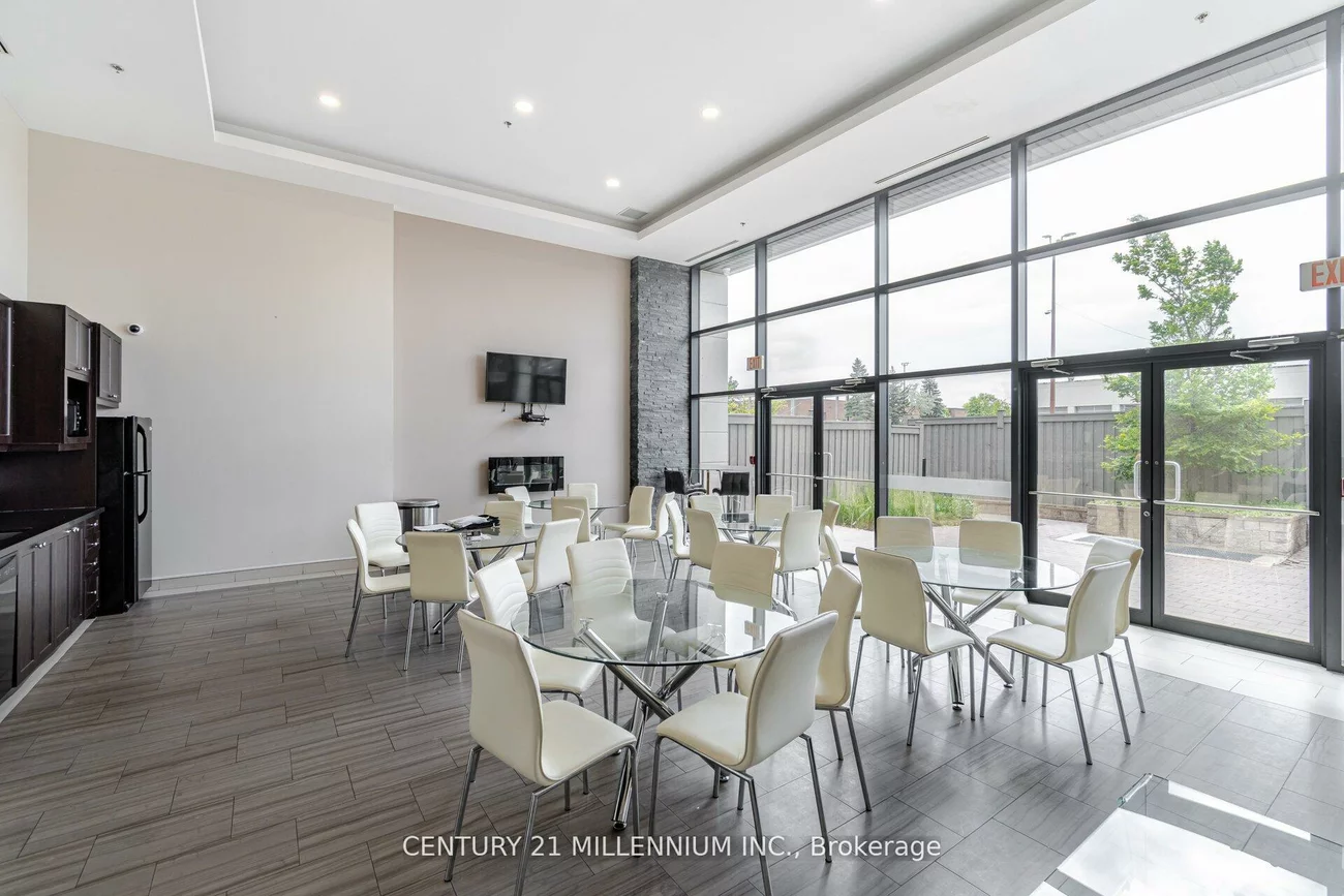 24, Woodstream, Vaughan Grove, Vaughan