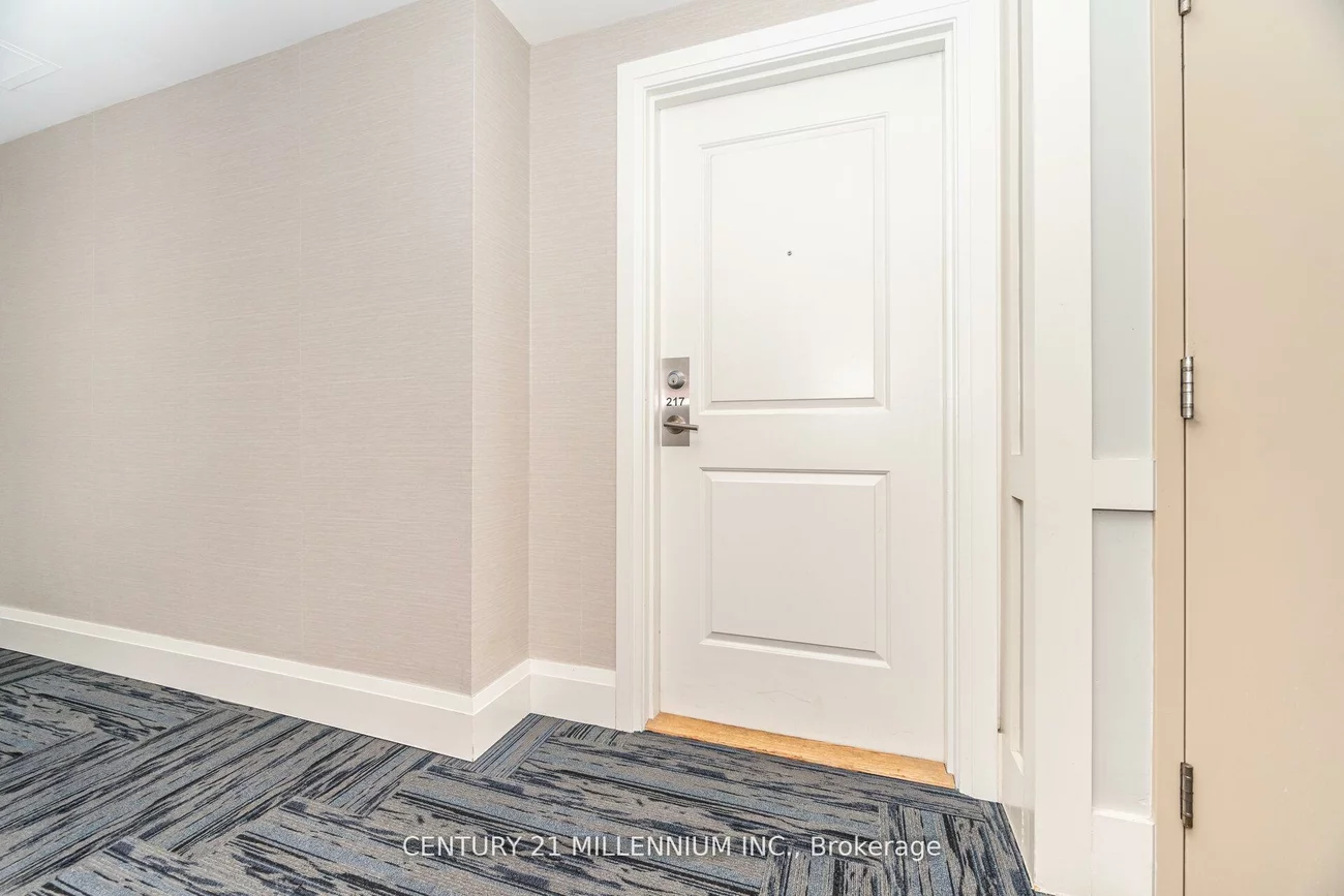 24, Woodstream, Vaughan Grove, Vaughan