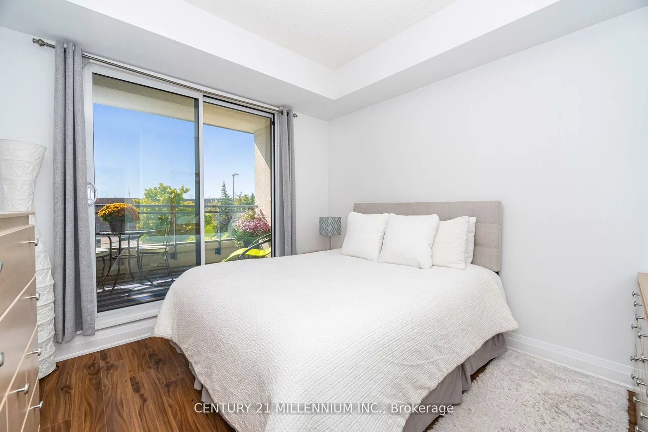 24, Woodstream, Vaughan Grove, Vaughan