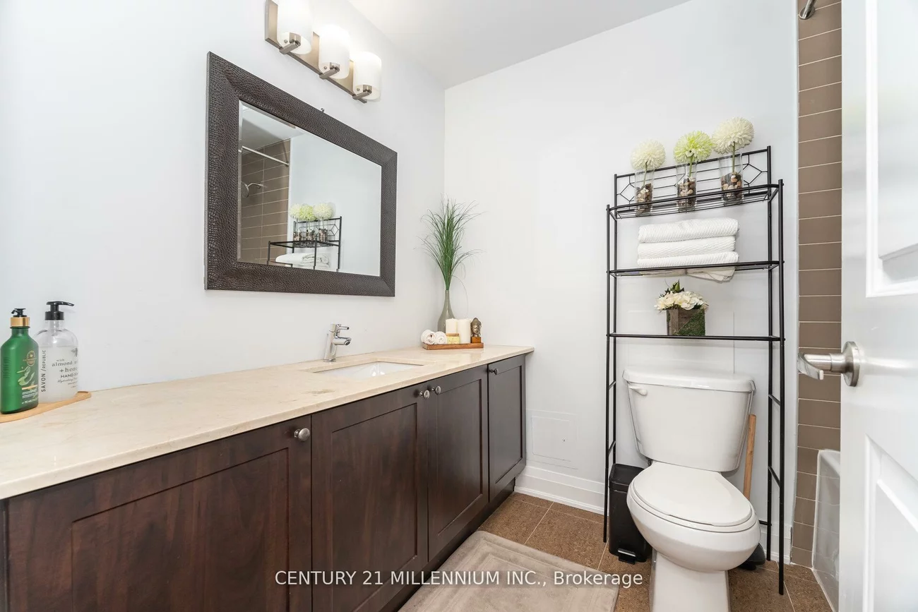 24, Woodstream, Vaughan Grove, Vaughan