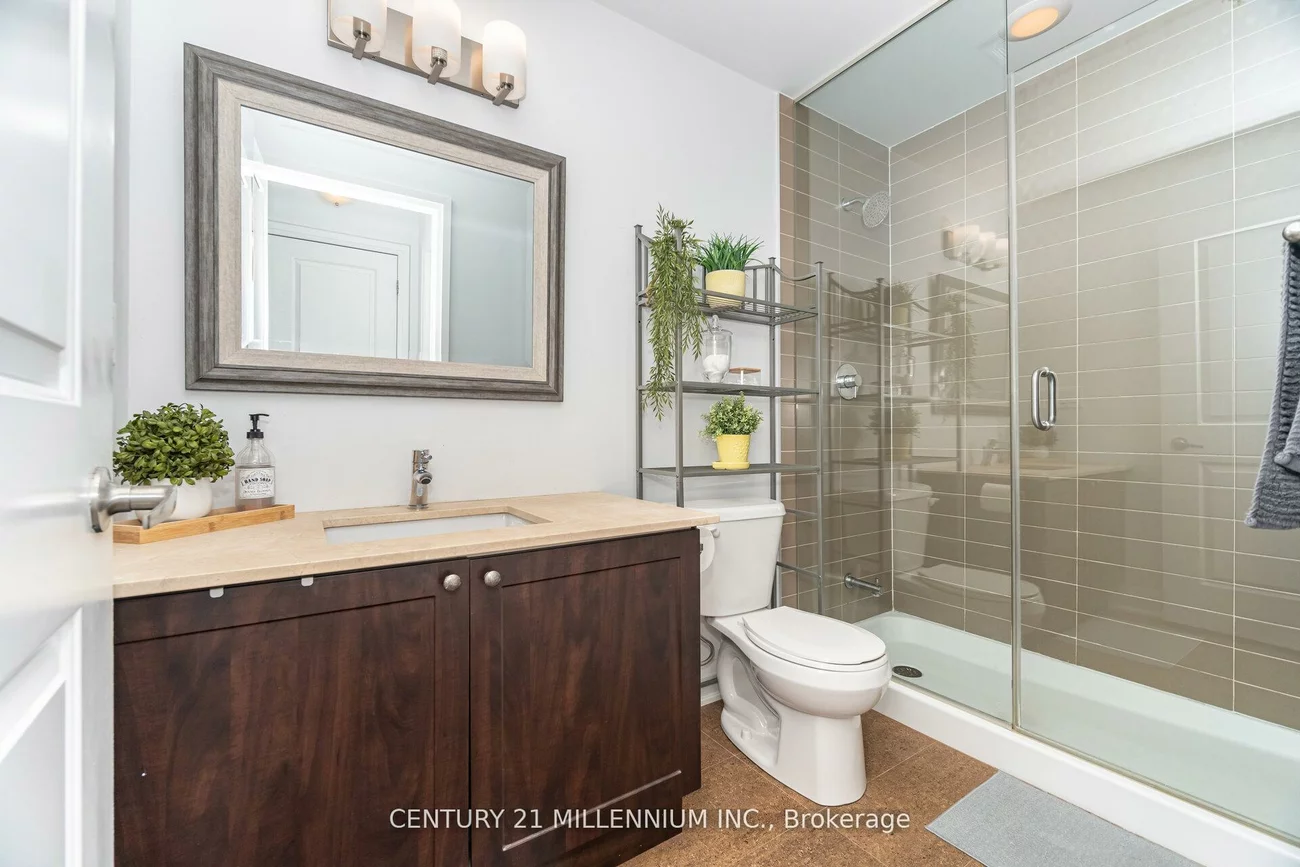 24, Woodstream, Vaughan Grove, Vaughan