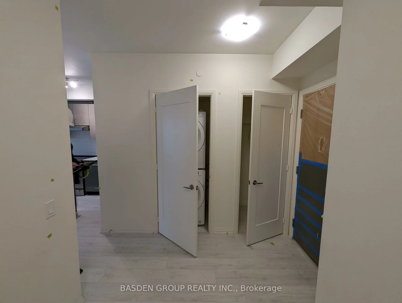 8960, Jane, Vellore Village, Vaughan