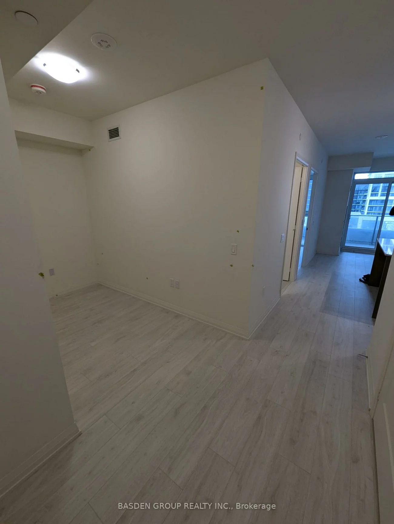 8960, Jane, Vellore Village, Vaughan