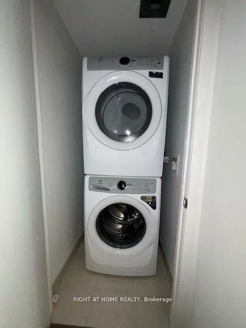 8, Beverley Glen, Beverley Glen, Vaughan