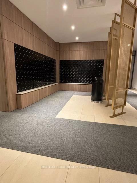 8, Beverley Glen, Beverley Glen, Vaughan