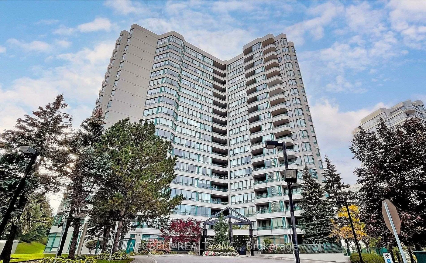 7250, Yonge, Crestwood-Springfarm-Yorkhill, Vaughan