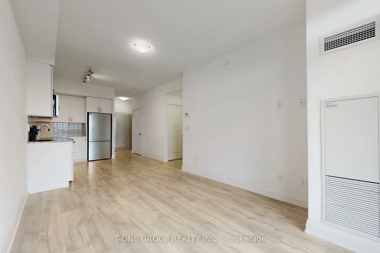 3700, Highway 7, Vaughan Corporate Centre, Vaughan