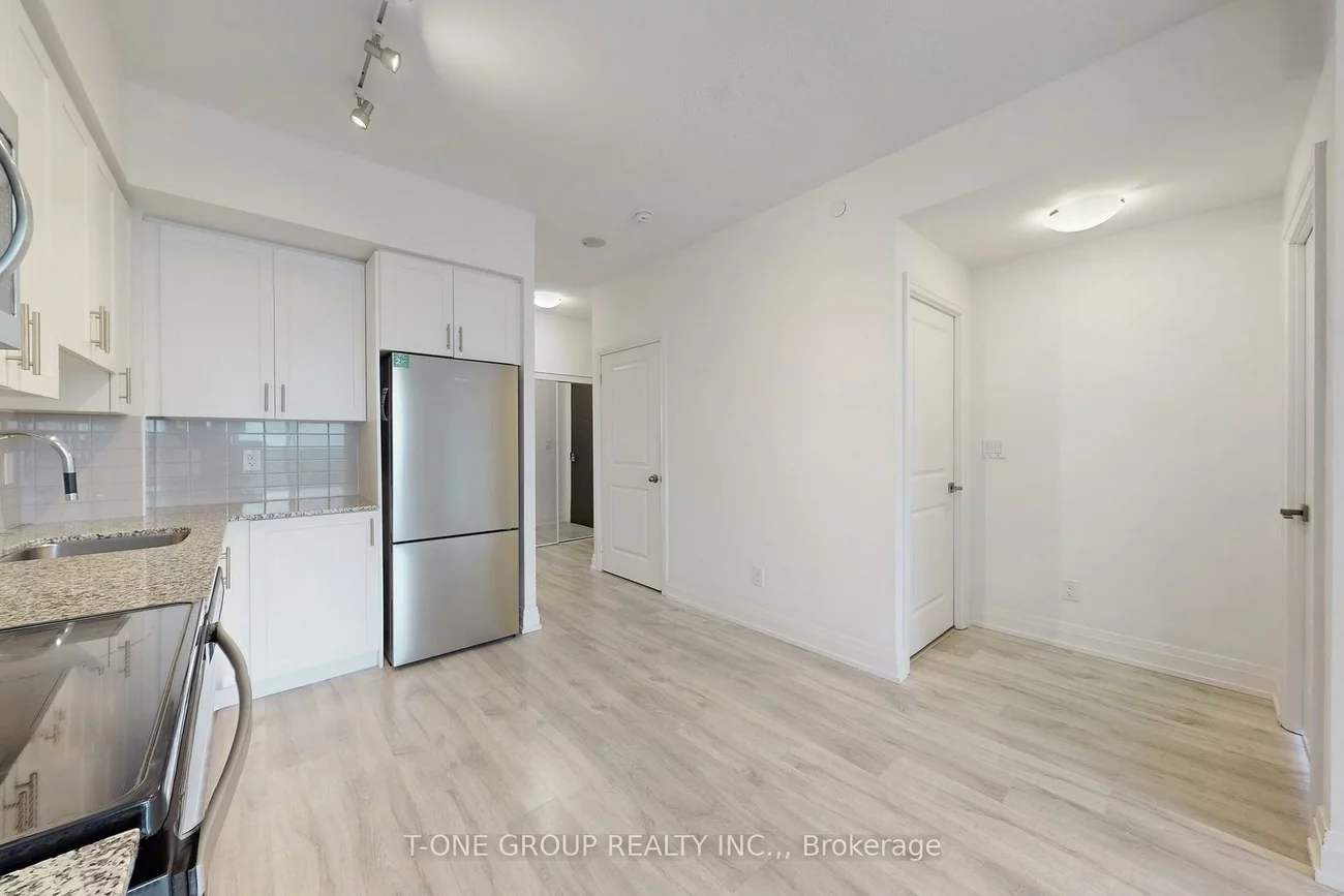 3700, Highway 7, Vaughan Corporate Centre, Vaughan