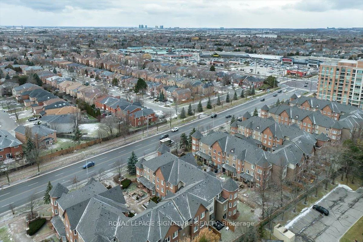 735, New Westminster, Brownridge, Vaughan