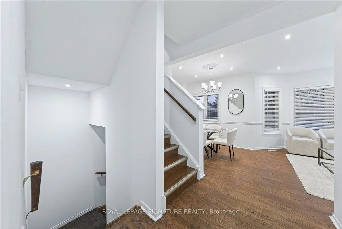 735, New Westminster, Brownridge, Vaughan