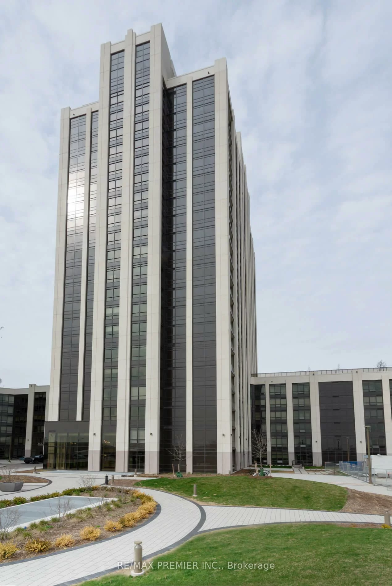 9085, Jane, Concord, Vaughan