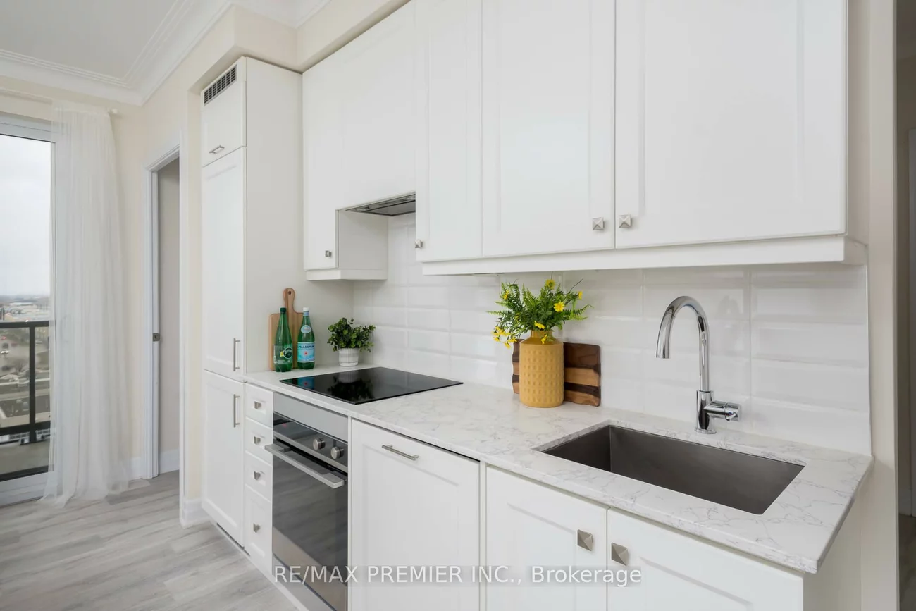 9085, Jane, Concord, Vaughan