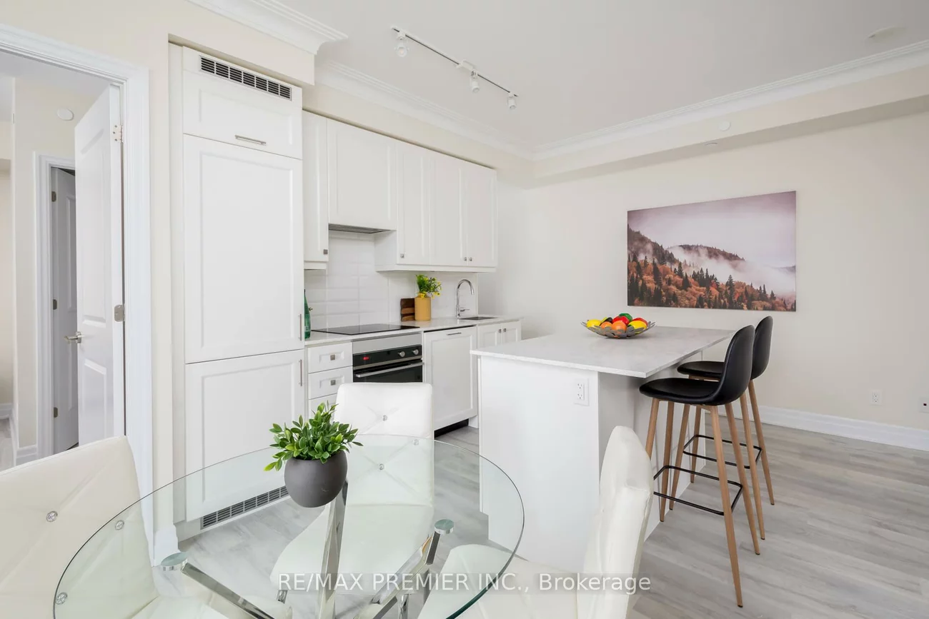 9085, Jane, Concord, Vaughan