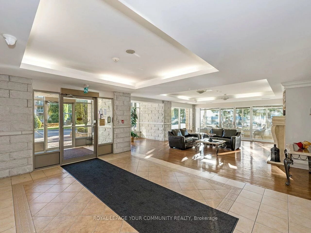 2506, Rutherford, Maple, Vaughan