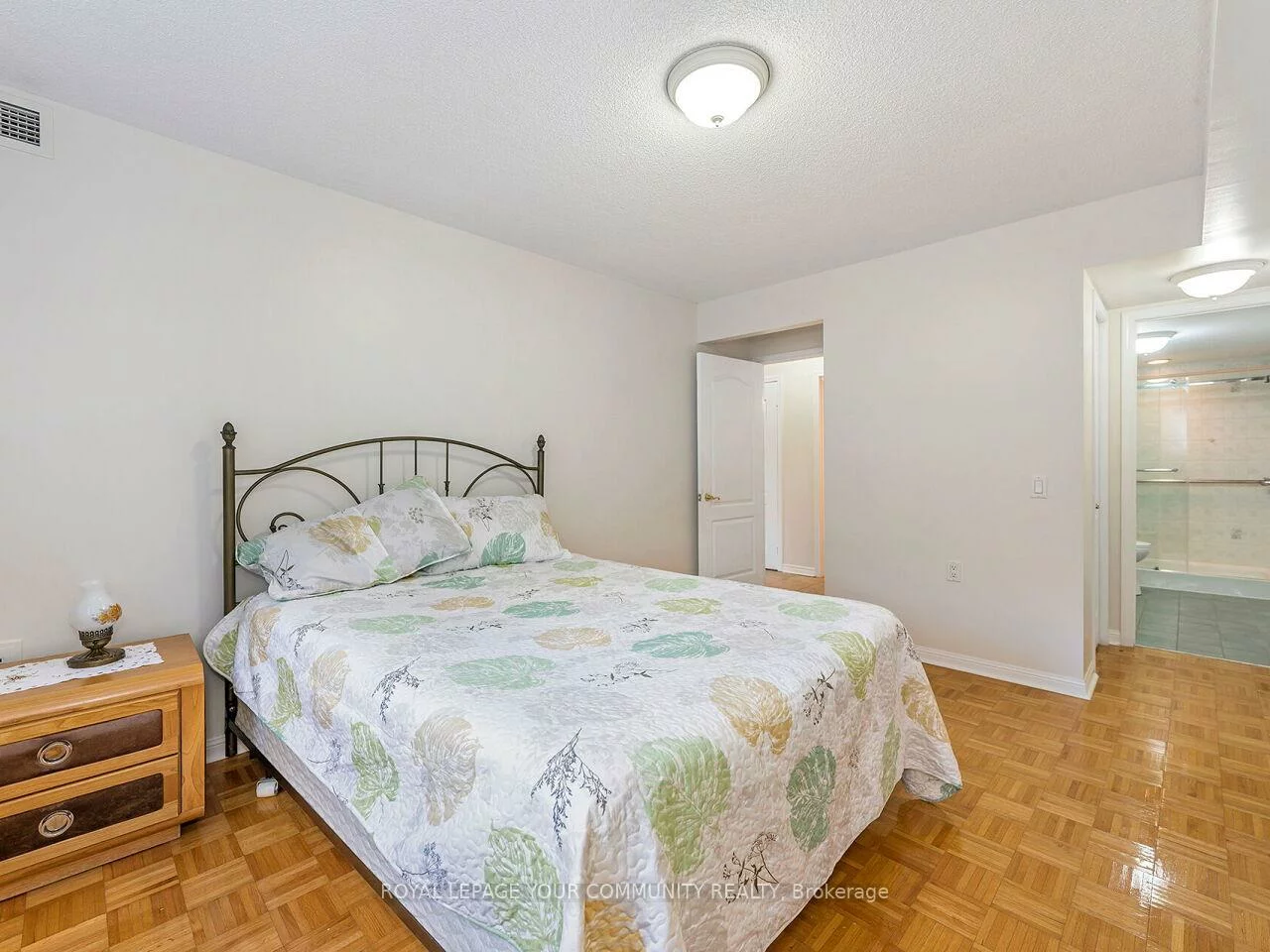 2506, Rutherford, Maple, Vaughan