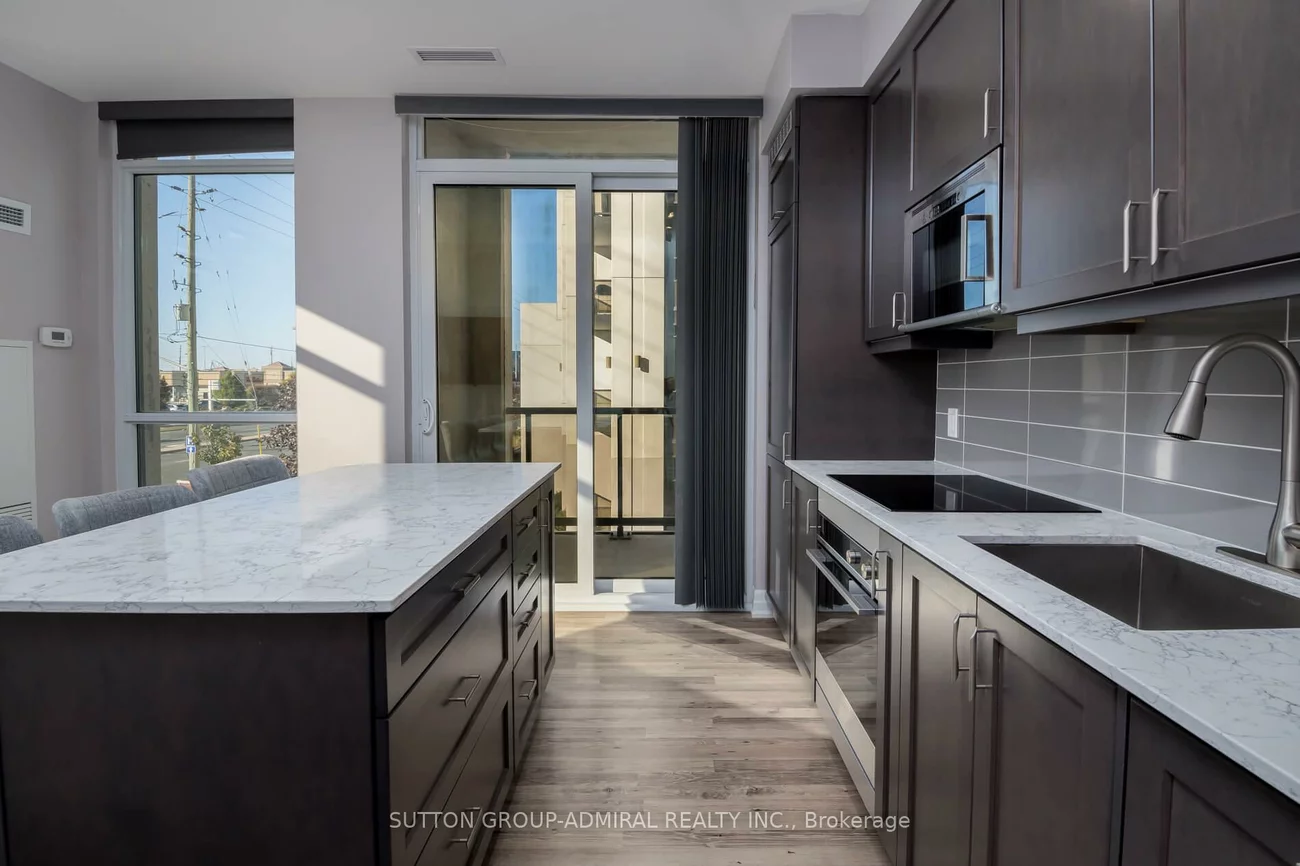 9075, Jane, Concord, Vaughan