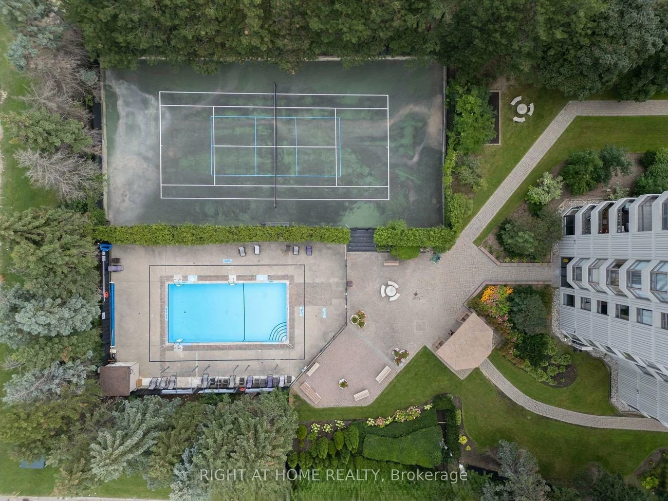 7460, Bathurst, Brownridge, Vaughan