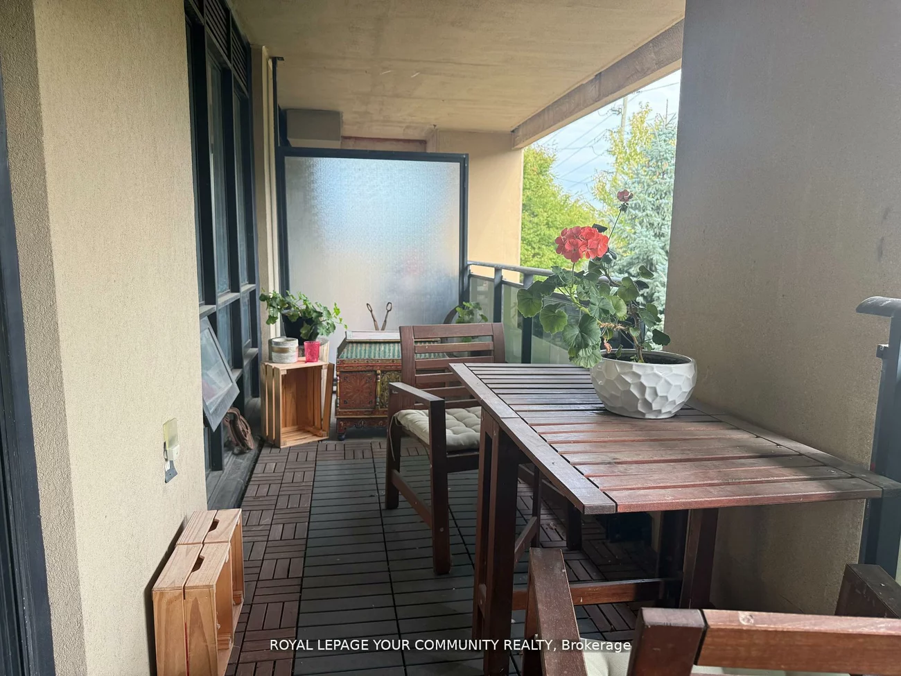 520, Steeles, Crestwood-Springfarm-Yorkhill, Vaughan