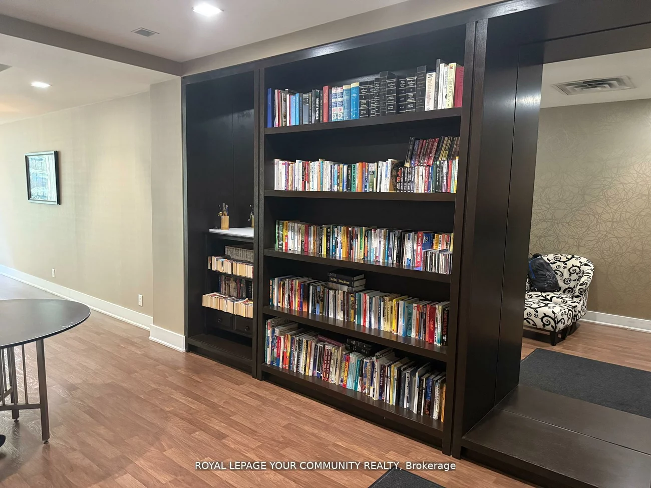 520, Steeles, Crestwood-Springfarm-Yorkhill, Vaughan