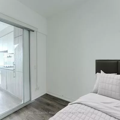 5, Buttermill, Vaughan Corporate Centre, Vaughan