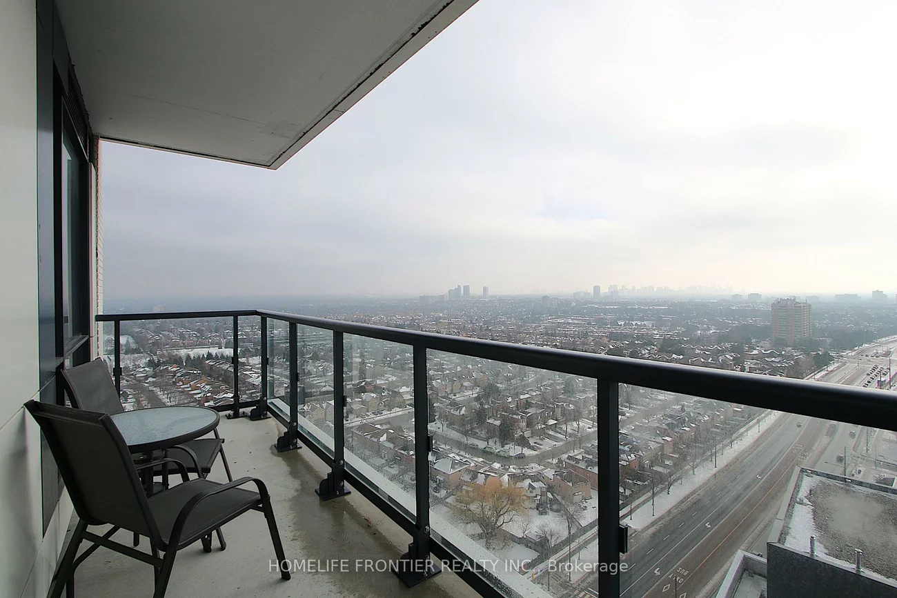 7950, Bathurst, Beverley Glen, Vaughan