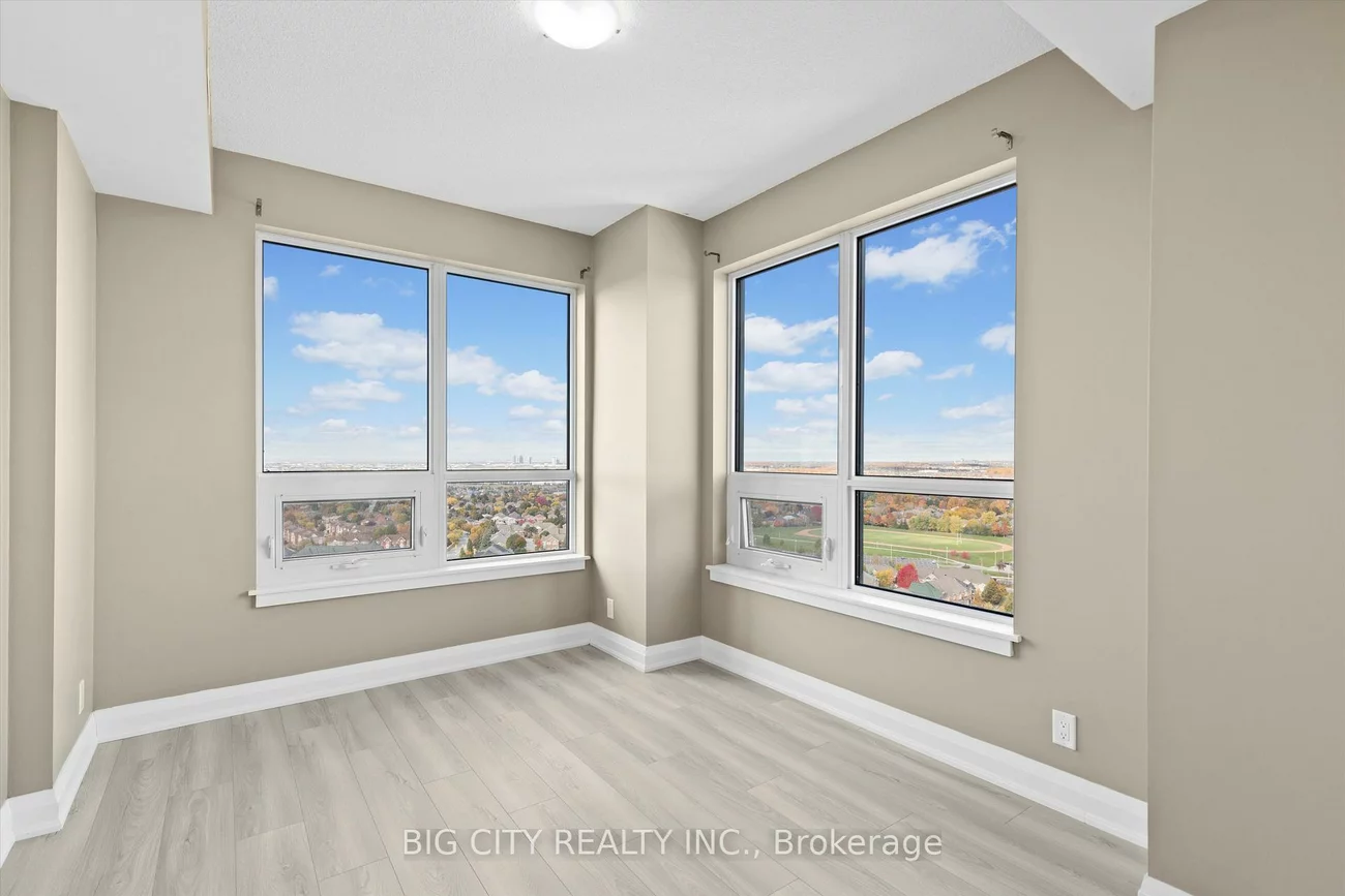 7890, Bathurst, Beverley Glen, Vaughan