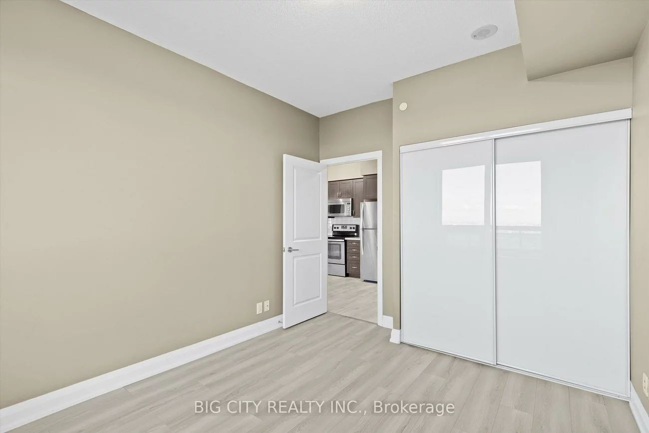 7890, Bathurst, Beverley Glen, Vaughan