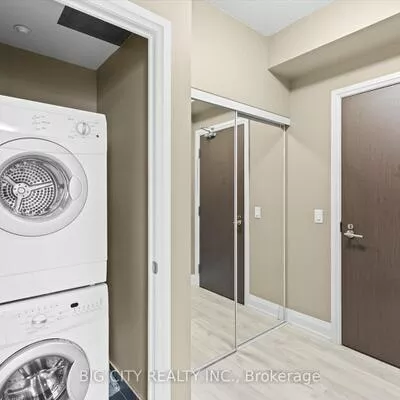 7890, Bathurst, Beverley Glen, Vaughan