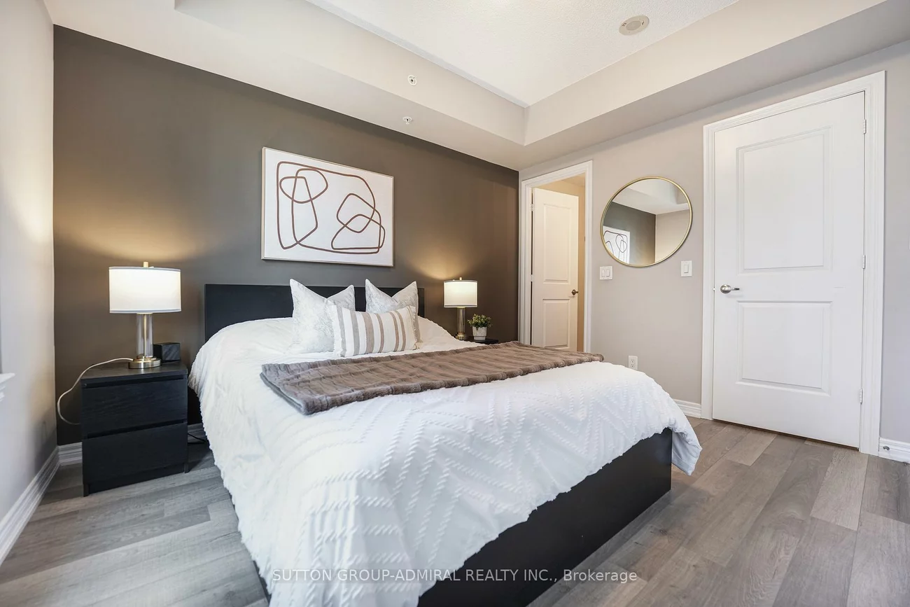 9255, Jane, Maple, Vaughan