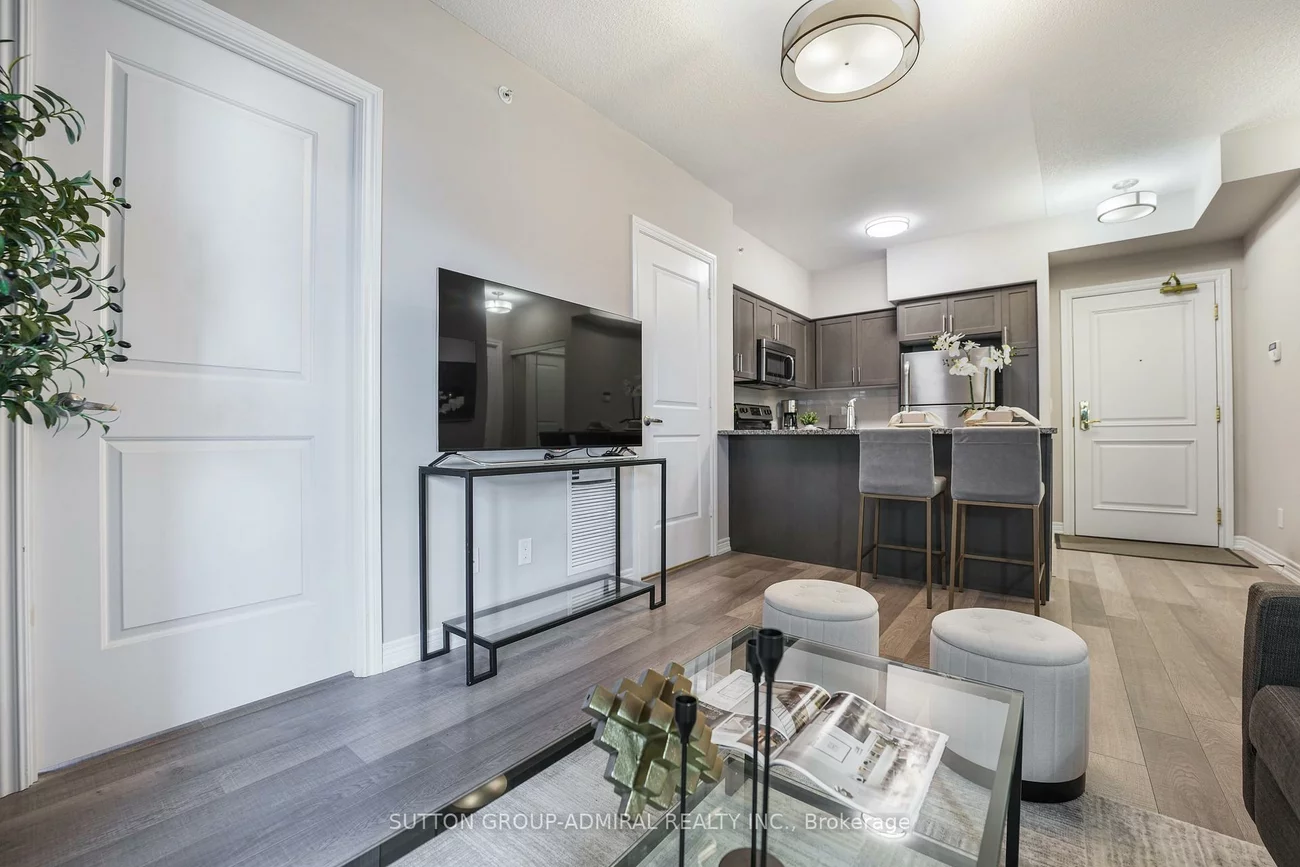 9255, Jane, Maple, Vaughan