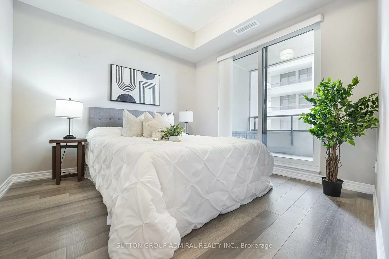 9255, Jane, Maple, Vaughan