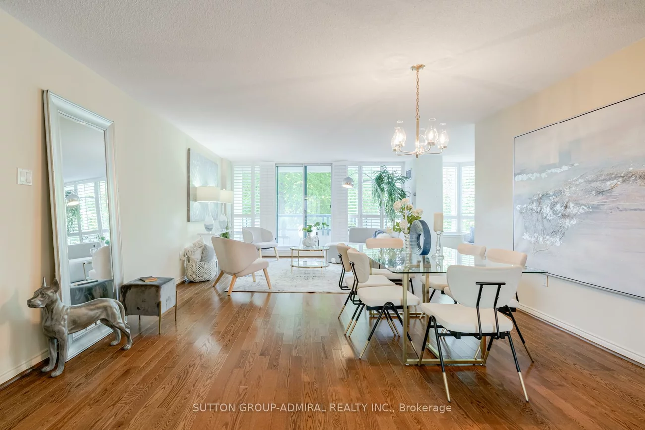7250, Yonge, Crestwood-Springfarm-Yorkhill, Vaughan