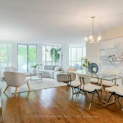 7250, Yonge, Crestwood-Springfarm-Yorkhill, Vaughan