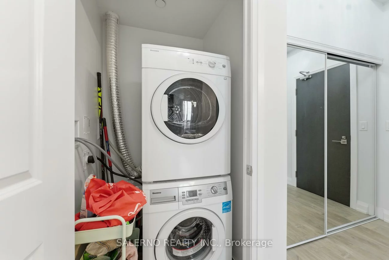 3600, Highway 7, Vaughan Corporate Centre, Vaughan