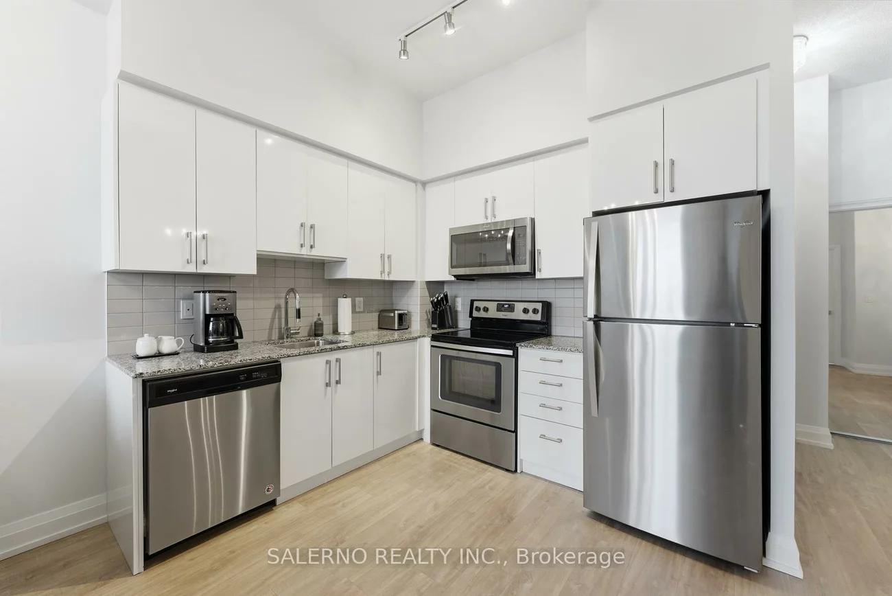 3600, Highway 7, Vaughan Corporate Centre, Vaughan