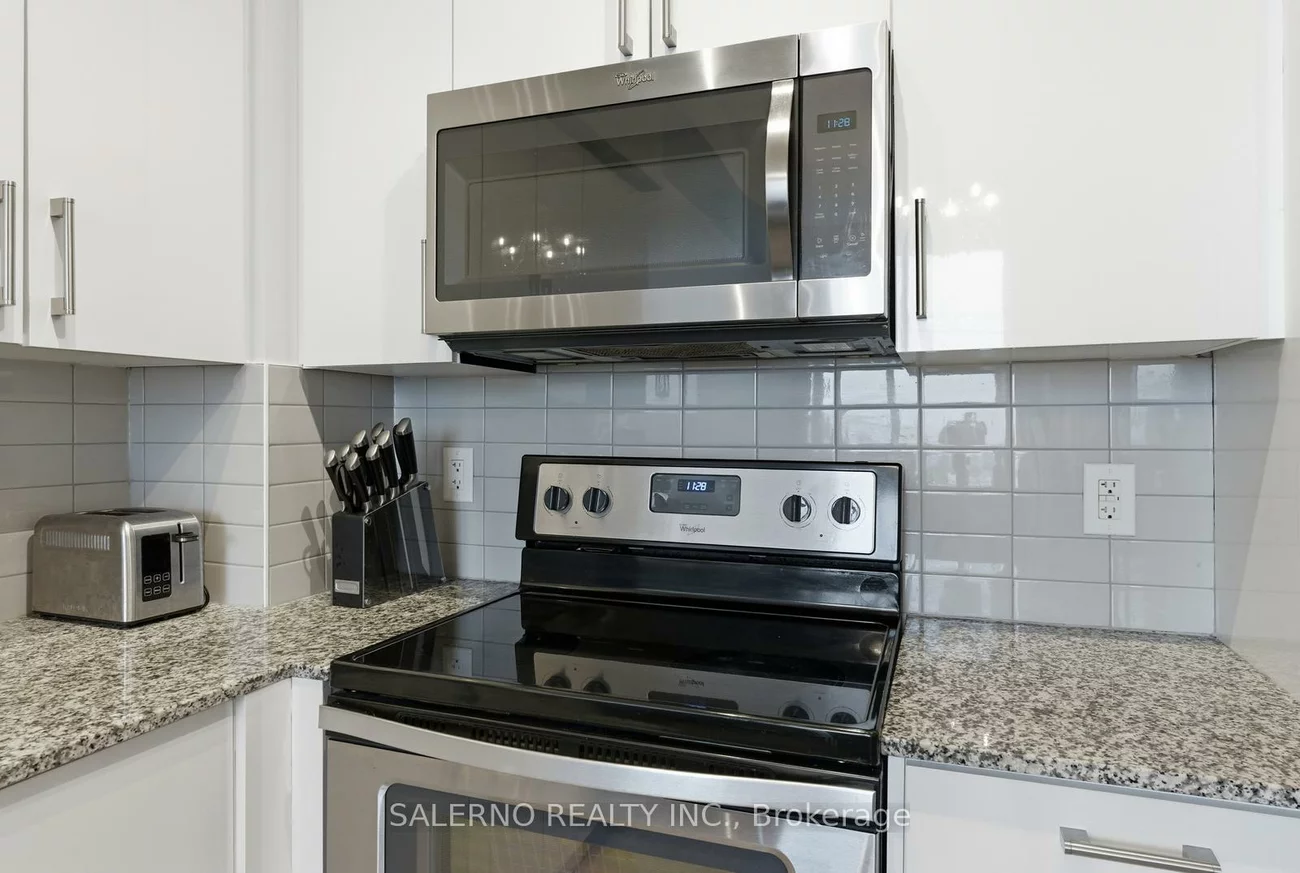 3600, Highway 7, Vaughan Corporate Centre, Vaughan