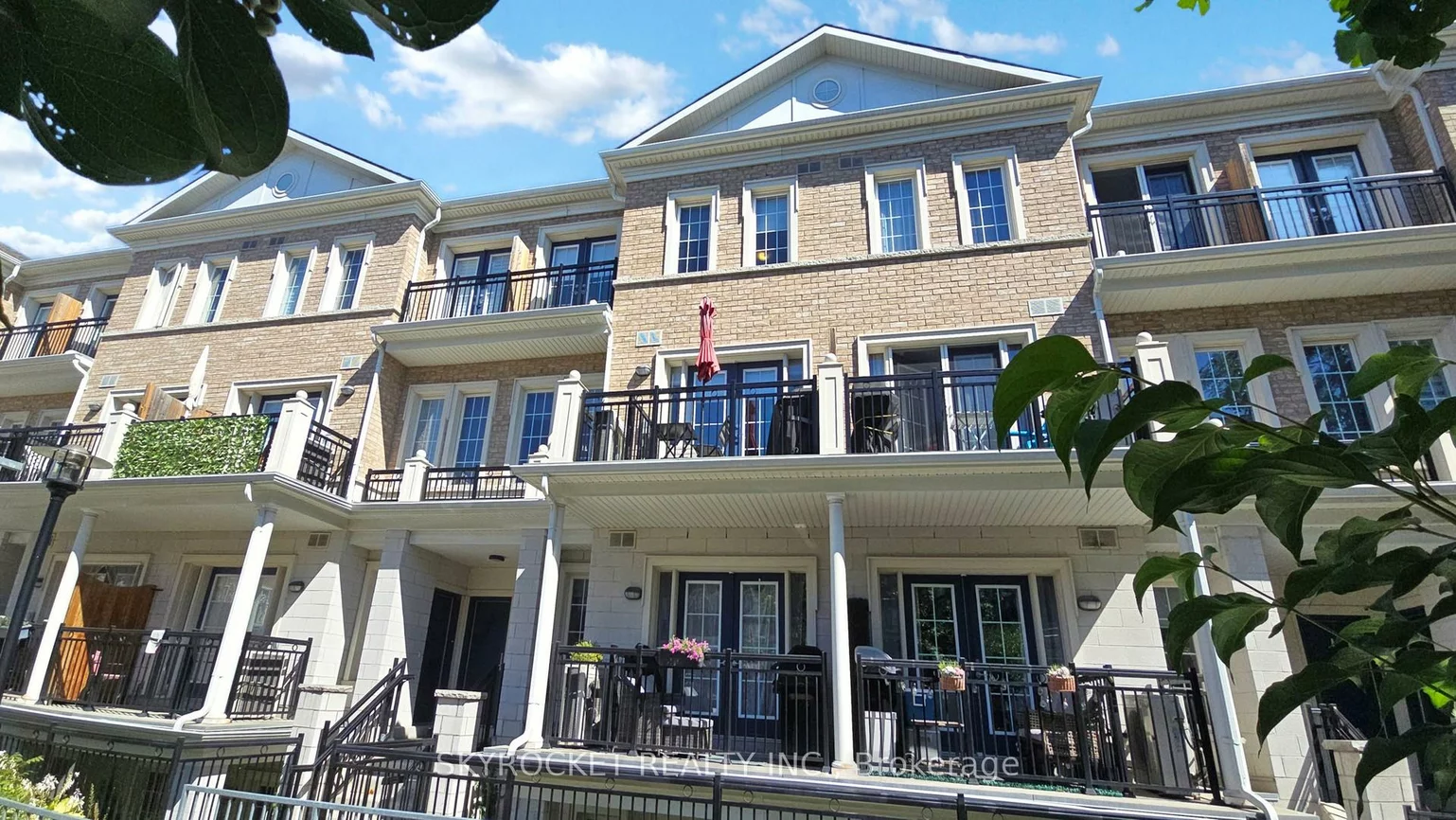 26, Bruce, East Woodbridge, Vaughan