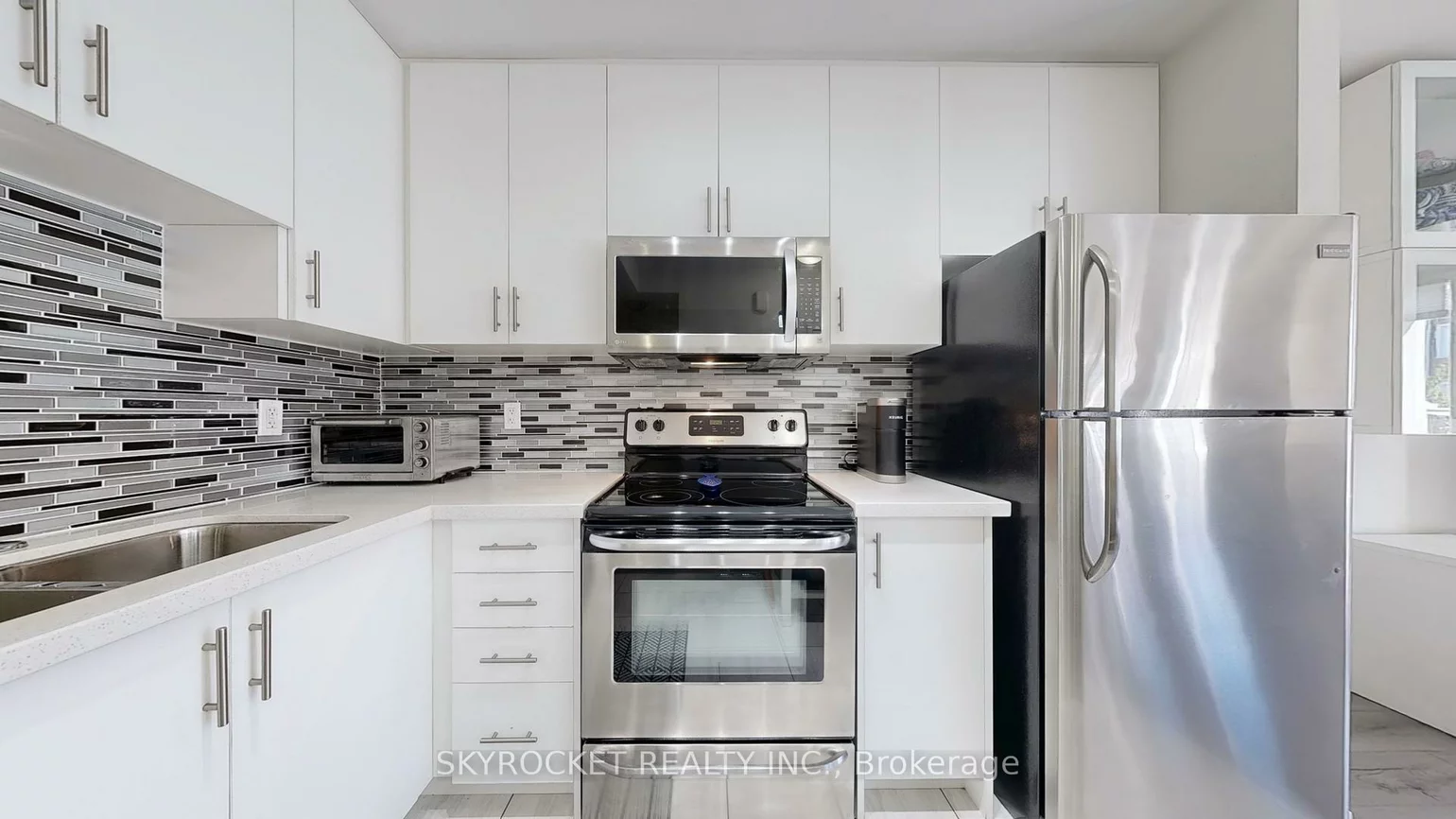 26, Bruce, East Woodbridge, Vaughan