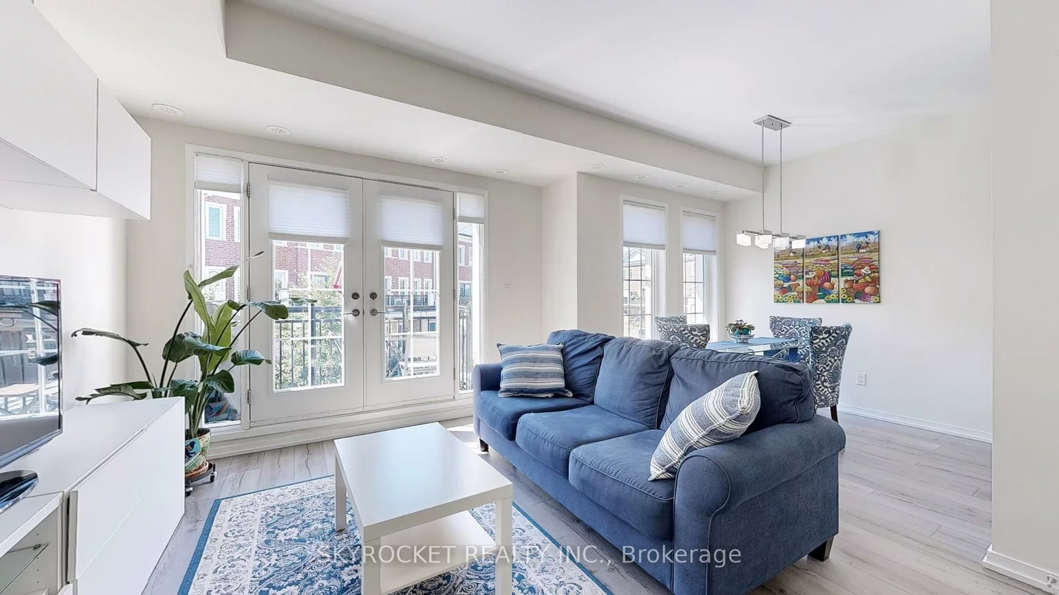 26, Bruce, East Woodbridge, Vaughan