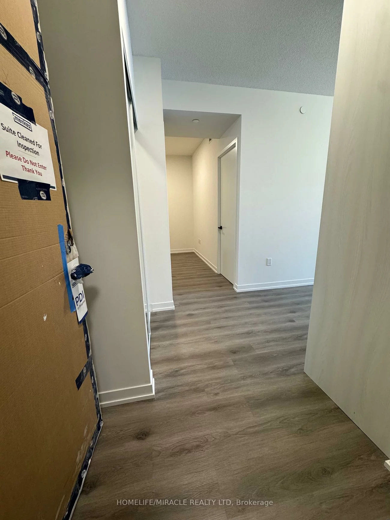 225, Commerce, Vaughan Corporate Centre, Vaughan