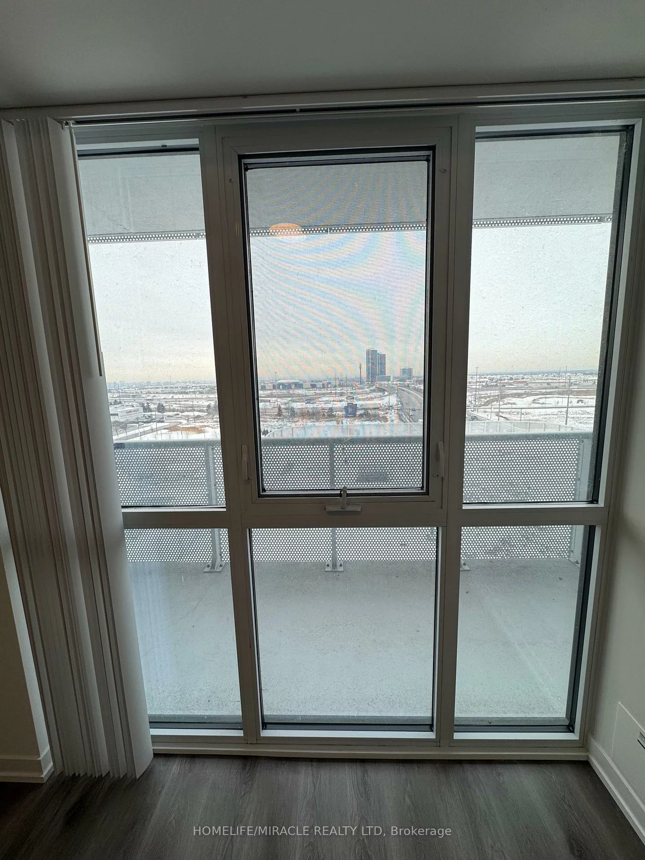 225, Commerce, Vaughan Corporate Centre, Vaughan