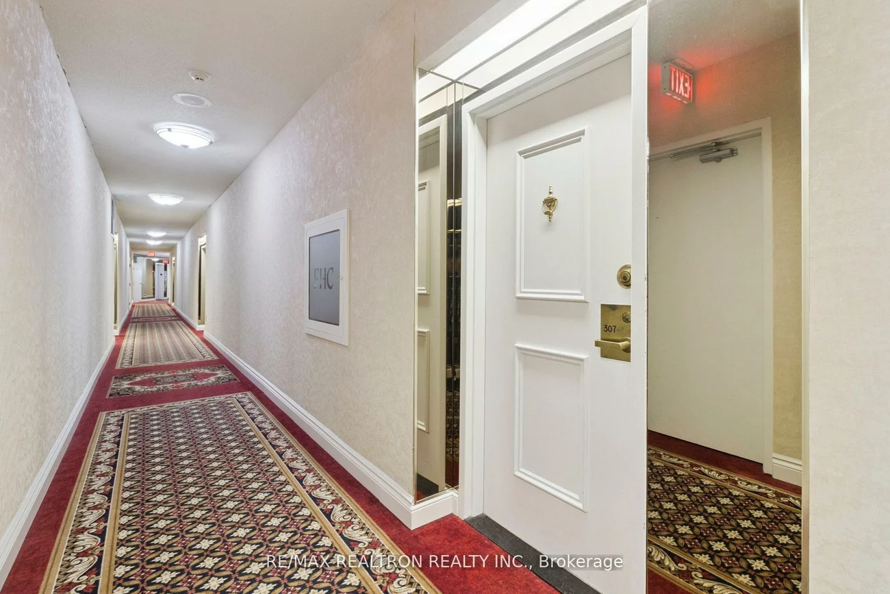 333, Clark, Crestwood-Springfarm-Yorkhill, Vaughan